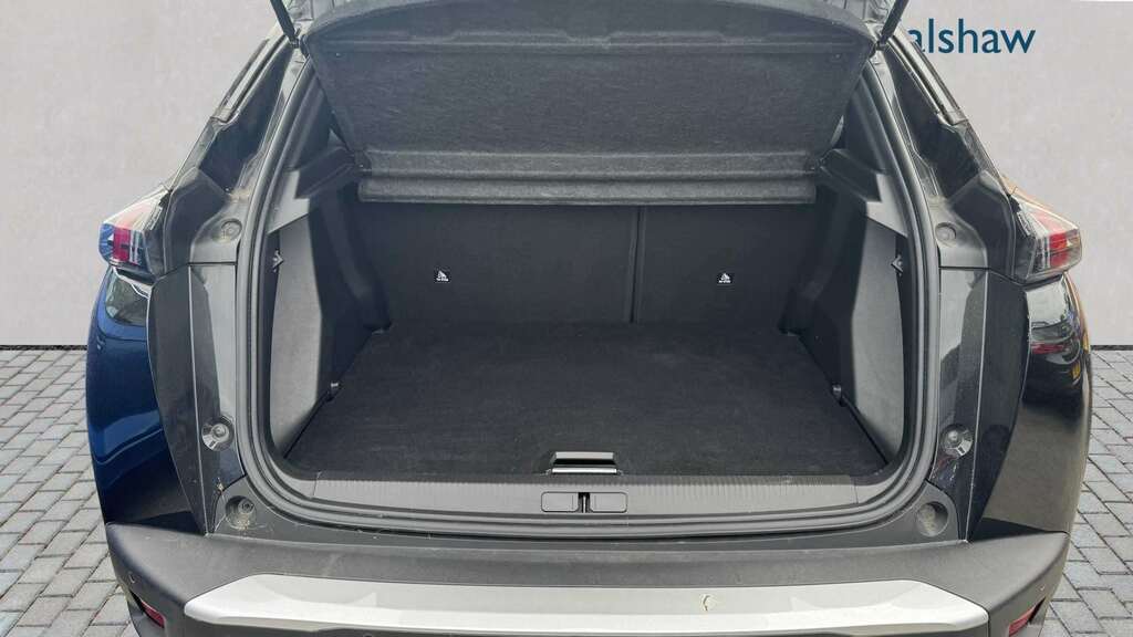Peugeot 2008 1.2 Puretech 130 Gt Eat8 2023 NV23BUW Black #6