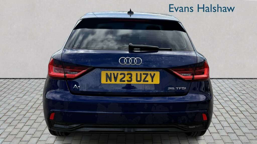 Audi A1 25 Tfsi Sport 2023 NV23UZY Blue #2
