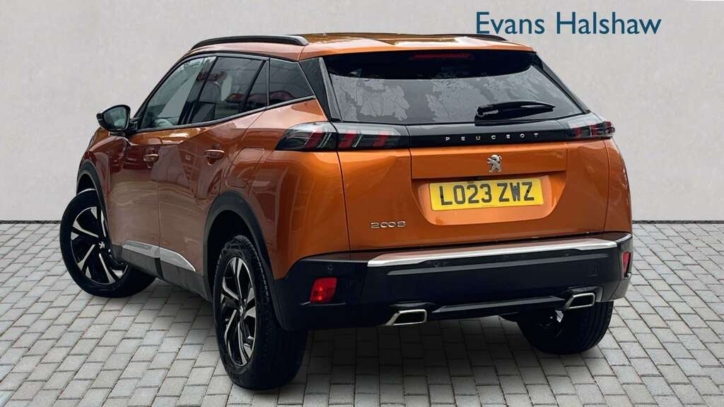 Peugeot 2008 1.2 Puretech 130 Allure Premium Eat8 2023 Orange