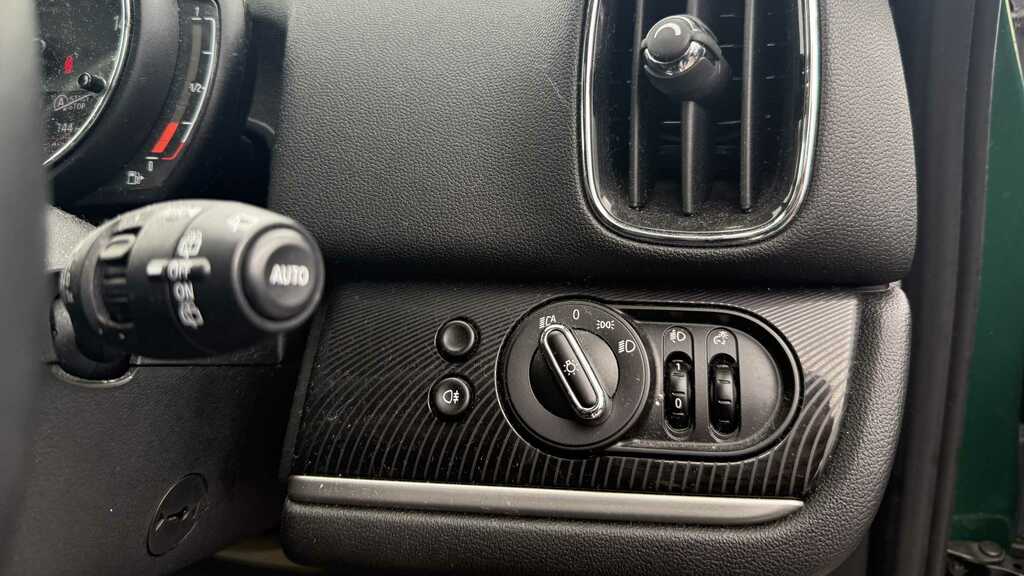Mini Countryman Countryman Cooper D All4 Sport White #17