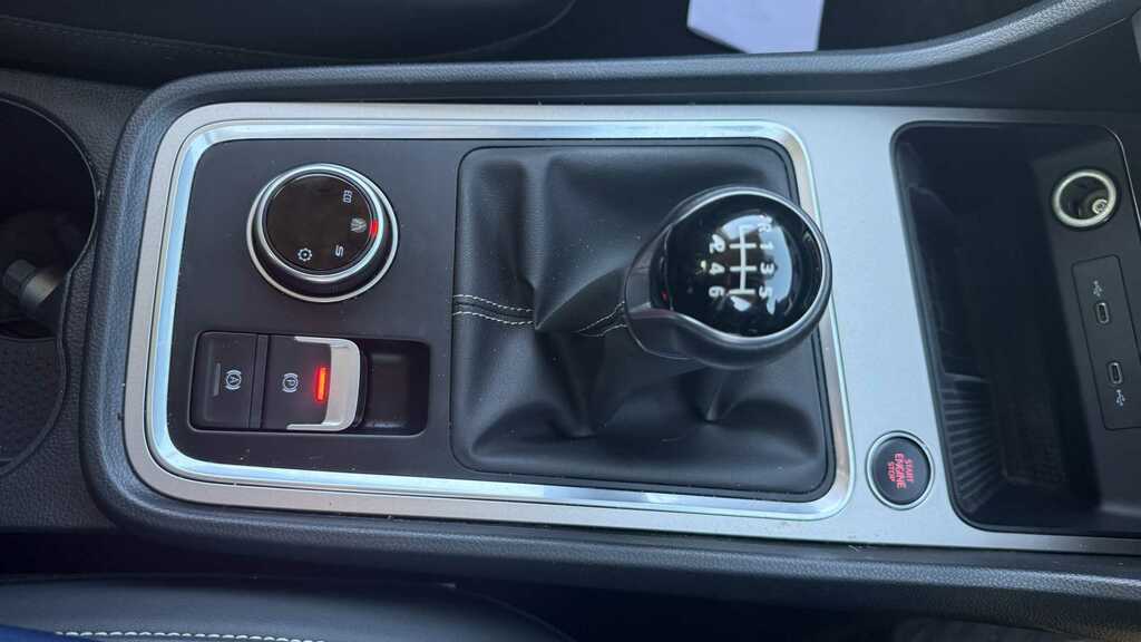 Seat Ateca Seat Ateca Estate Fr Sport 1.5 Ecotsi 150 7 Grey #17
