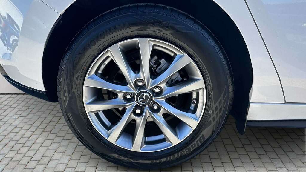 Mazda 3 2.5 E-skyactiv G Mhev 140 Centre-line 2025 White #5