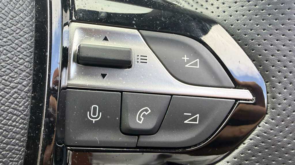 Peugeot 408 1.6 Plug-in Hybrid 225 Gt E-eat8 Black #16