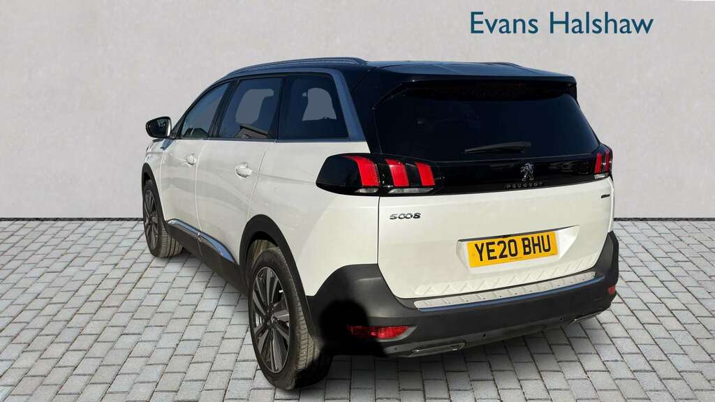 Peugeot 5008 1.2 Puretech Gt Line Premium 2020 White #4
