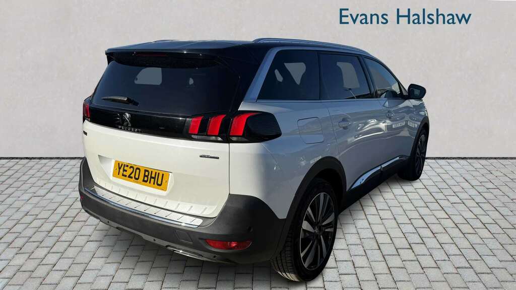 Peugeot 5008 1.2 Puretech Gt Line Premium 2020 White #4