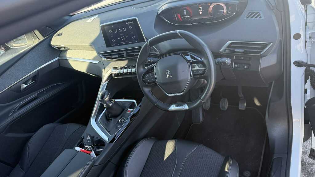 Peugeot 5008 1.5 Bluehdi Gt Line Premium Green #8