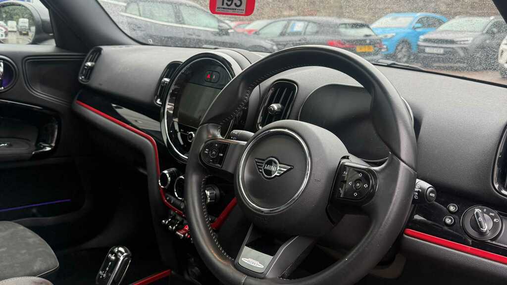 Mini Countryman 1.5 Cooper Sport Premium Plus 2023 Black #4