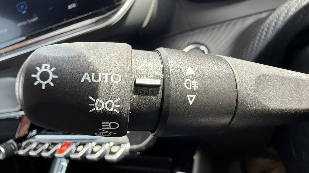 Peugeot 2008 1.2 Puretech Gt Eat Euro 6 Ss  #16