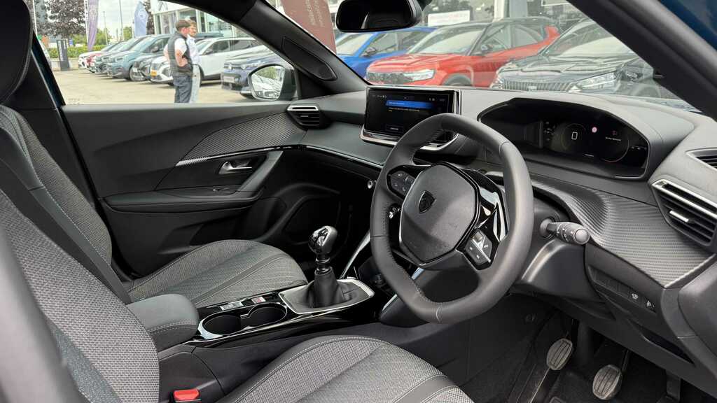 Peugeot 2008 1.2 Puretech Gt Eat Euro 6 Ss  #12