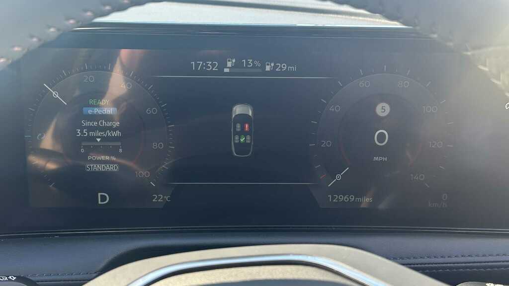 Nissan Ariya 178Kw Evolve 87Kwh 22Kwch Black #14