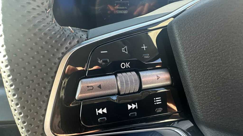 Nissan Ariya 178Kw Evolve 87Kwh 22Kwch Black #20