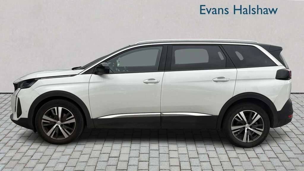 Peugeot 5008 1.5 Bluehdi Allure Premium Eat8 2023 White #3