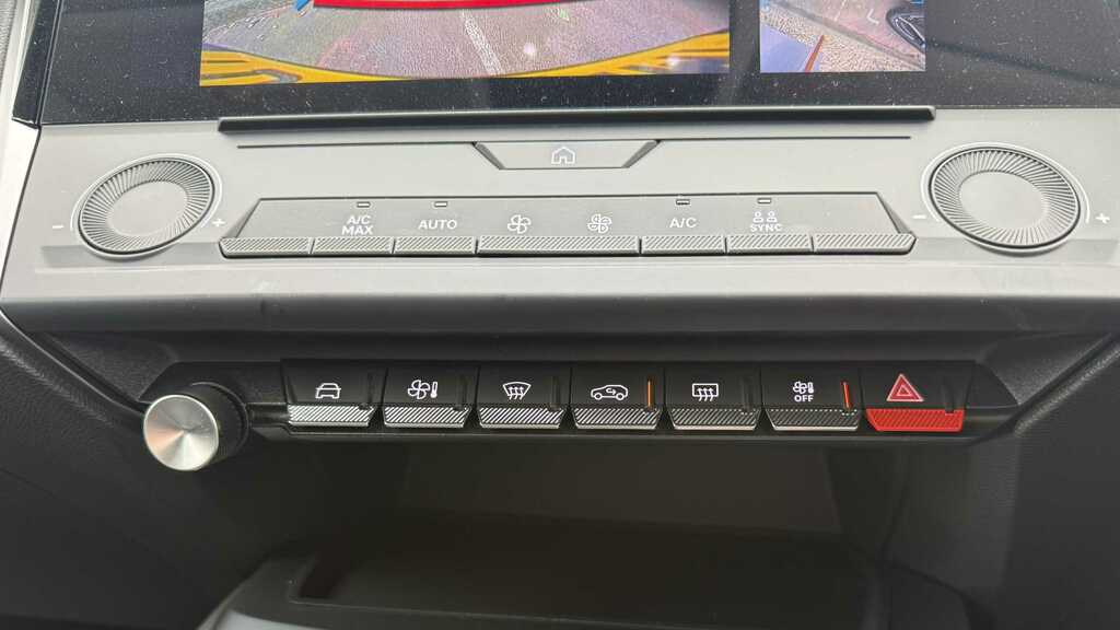 Peugeot 308 1.2 Hybrid 136 Allure E-dsc6 2026 White #15