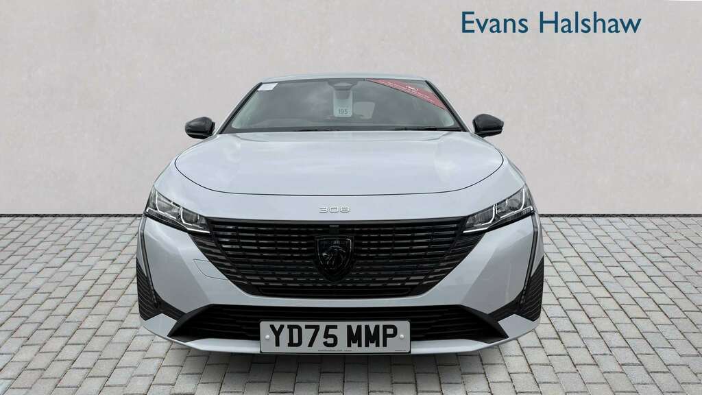 Peugeot 308 1.2 Hybrid 136 Allure E-dsc6 2026 White #2