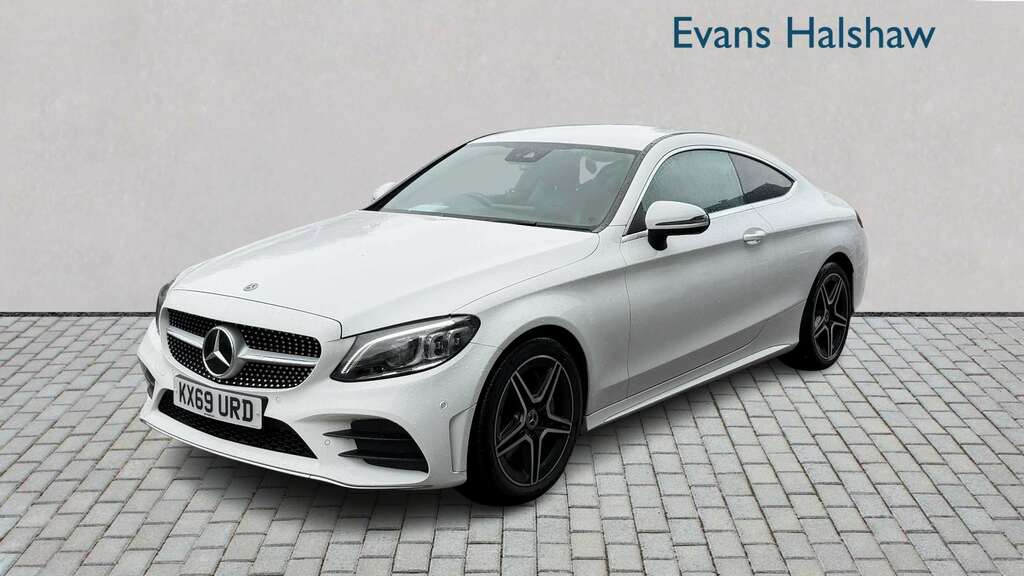 Mercedes-Benz C Class C300d Amg Line Premium 9G-tronic 2019 White #2