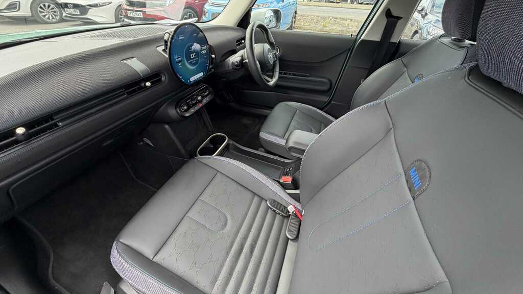 Mini Hatch 1.5 C Classic 2025 BVI1286 Blue #4
