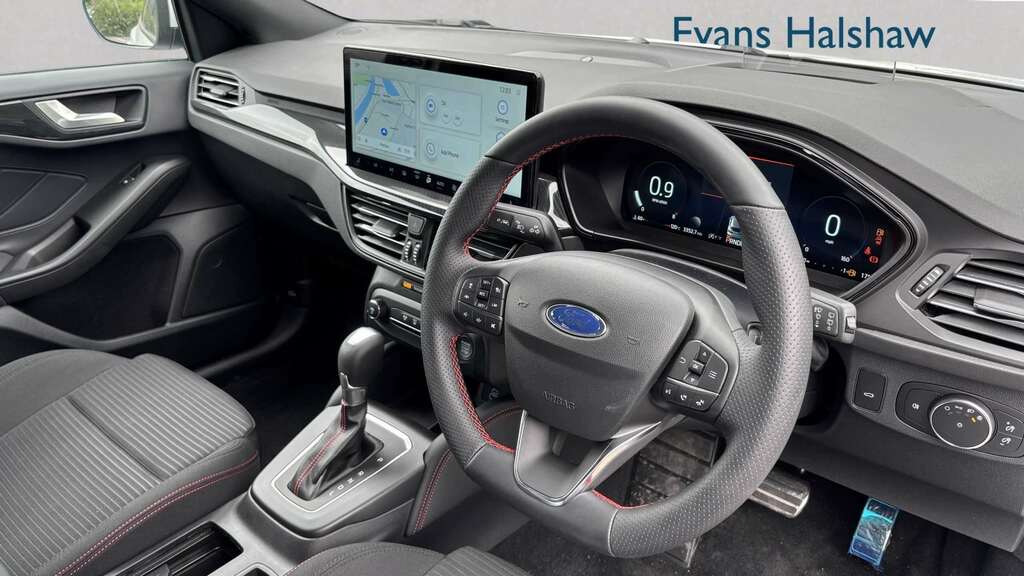 Ford Focus 1.0T Ecoboost Mhev St-line X Estate Hyb Black #1