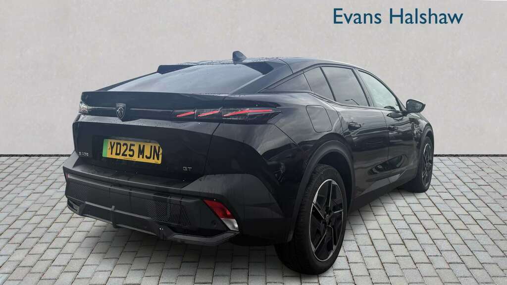 Peugeot 408 158Kw Gt 58Kwh 2025 Black #6