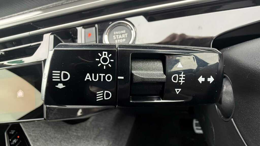 Peugeot 3008 1.2 Hybrid 145 Gt E-dsc6 Black #18