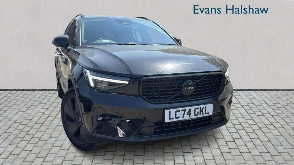 Volvo XC40 2.0 B3p Ultra Black Edition 2024 Black