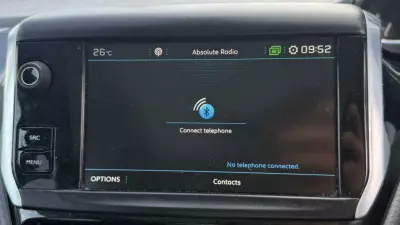 Peugeot 2008 1.2 Puretech Allure Premium Suv #24