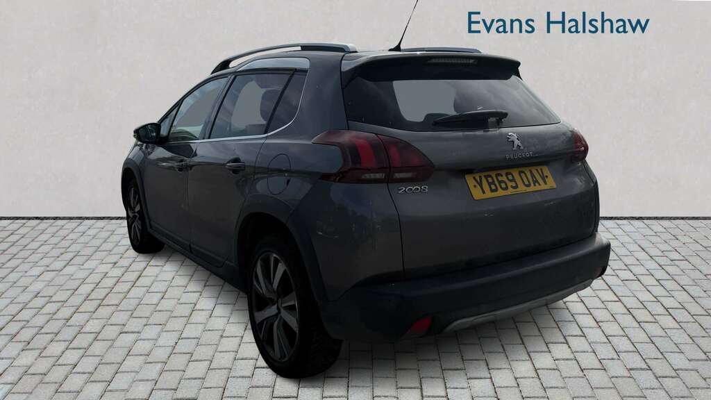 Peugeot 2008 1.2 Puretech 110 Allure Premium 2019 Grey #5