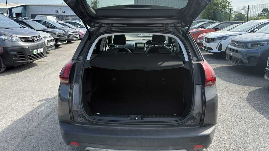 Peugeot 2008 1.2 Puretech Allure Premium Suv Grey #8