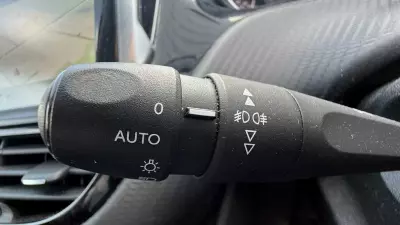 Peugeot 2008 1.2 Puretech Allure Premium Suv #18