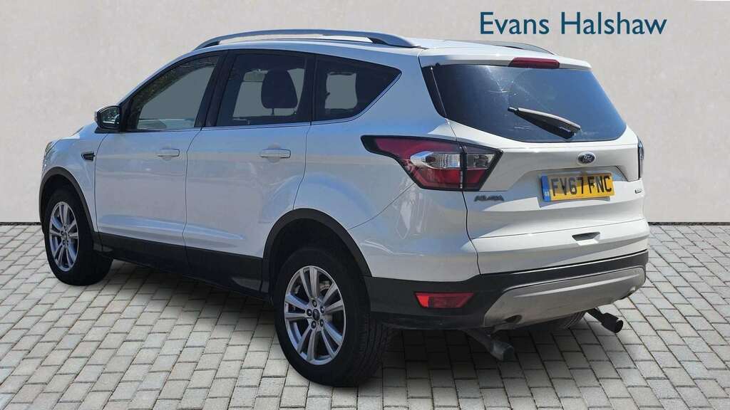 Ford Kuga 1.5 Ecoboost Zetec 2Wd 2018 White #4