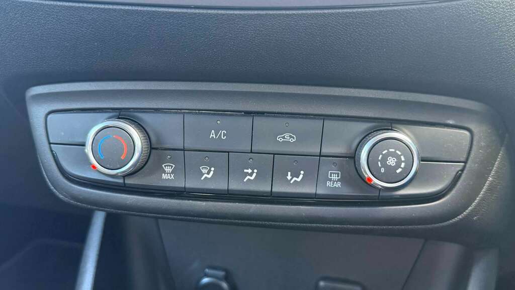 Vauxhall Crossland 1.2 Turbo 130 Elite Edition 2022 Grey #19
