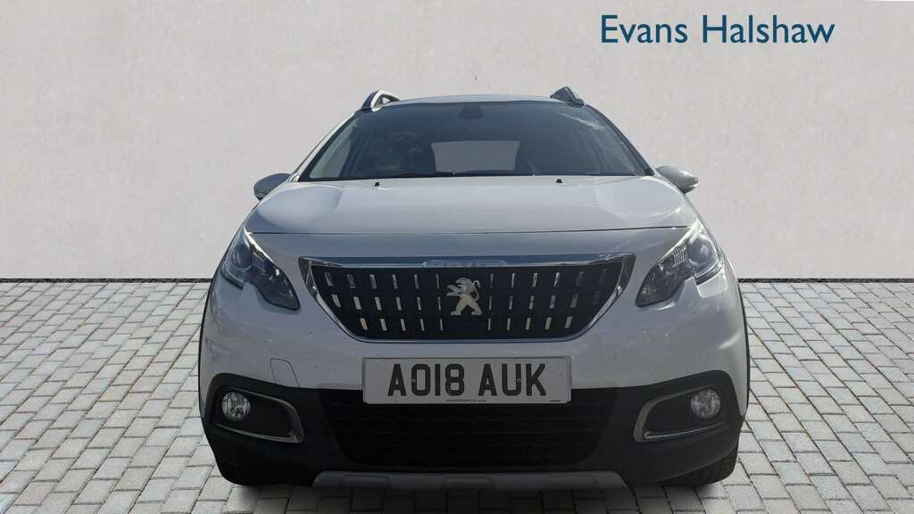 Peugeot 2008 1.2 Puretech 110 Allure Eat6 2018 White #2