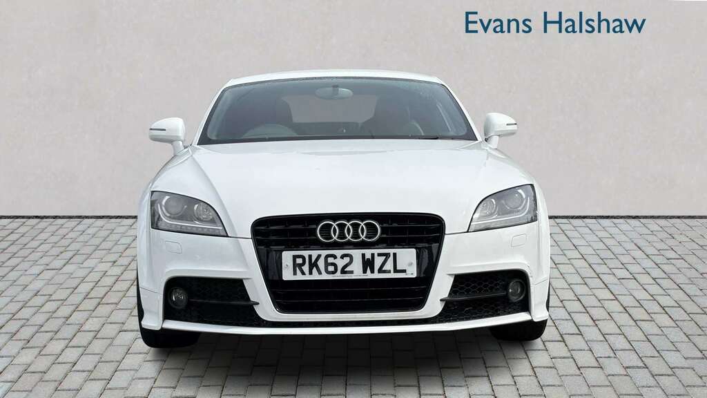 Audi TT 2.0T Fsi Black Edition 2012 White #4