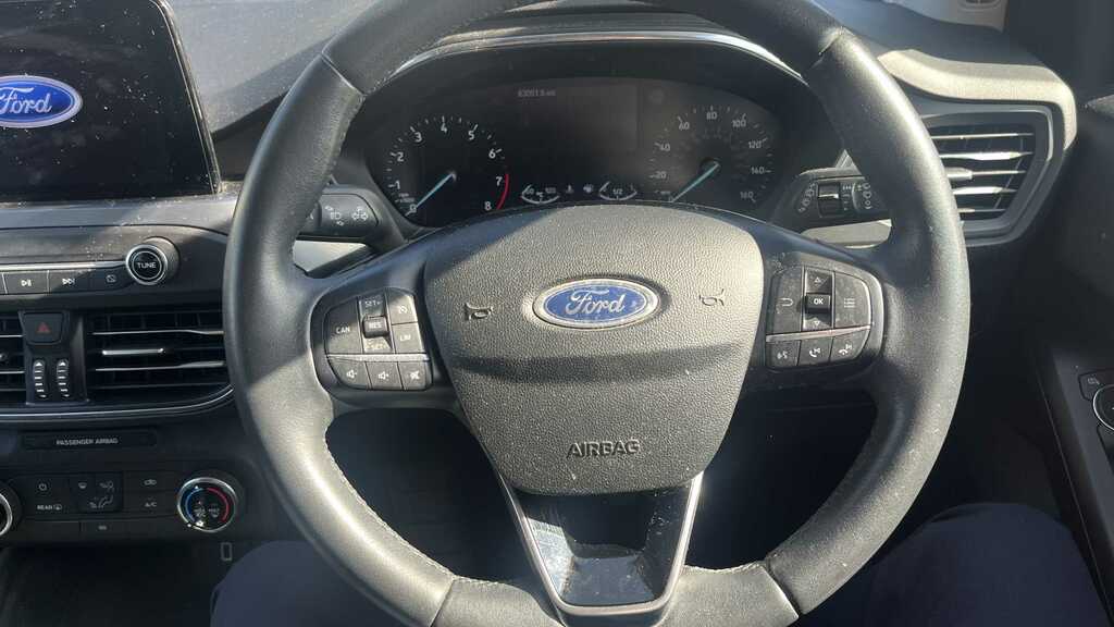 Ford Focus 1.0 Ecoboost 125 Active 2020 Red #5