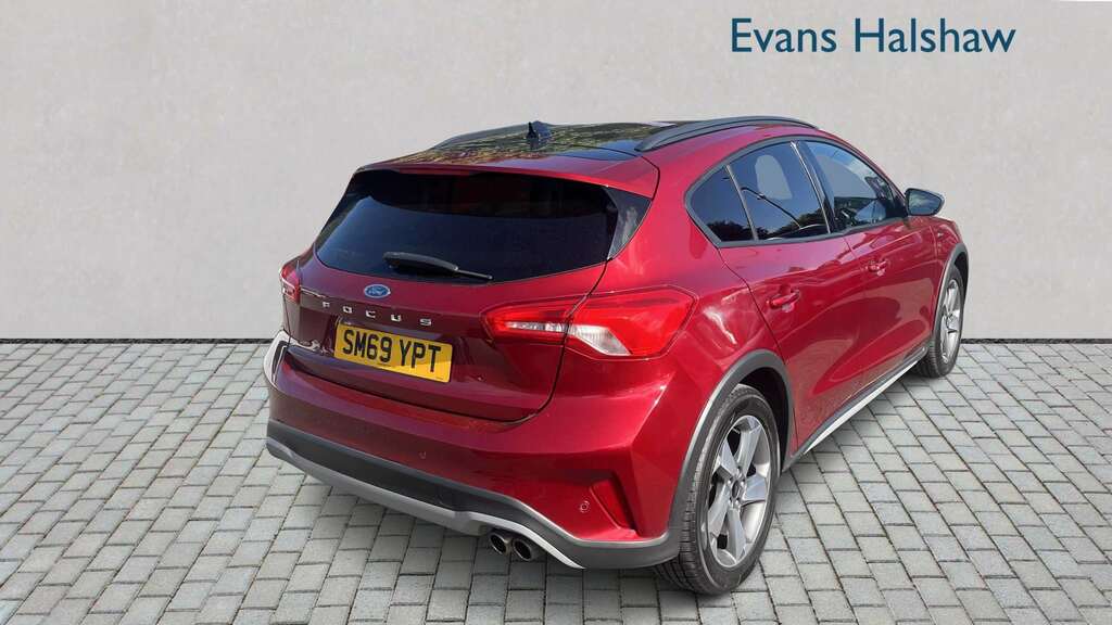 Ford Focus 1.0 Ecoboost 125 Active 2020 Red