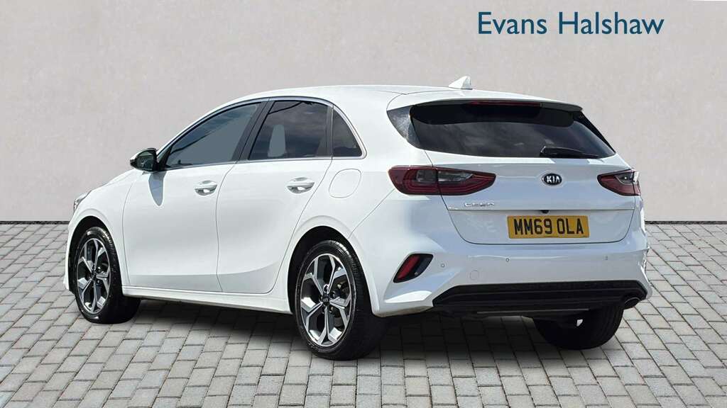 Kia Ceed 1.0T Gdi Isg 3 2019 White #2