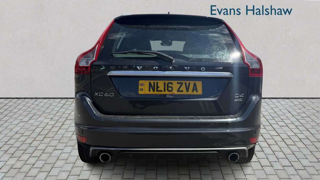 Volvo XC60 Volvo Estate D5 220 Se Lux Nav Awd White #7