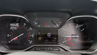 Citroen C3 Aircross 1.2 Puretech 110 C-series Edition YM72DNV Grey #18