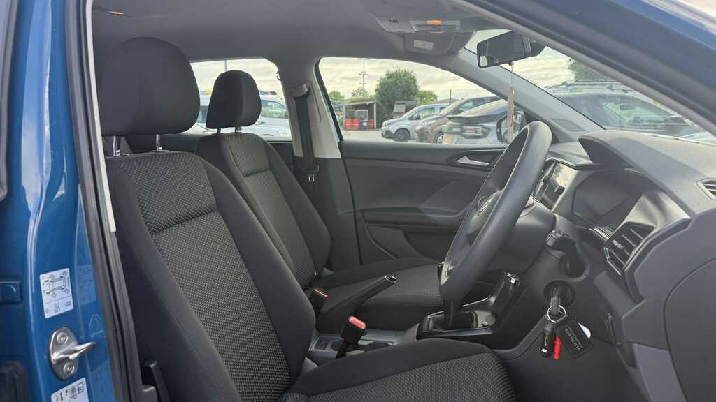 Volkswagen T-Cross 1.0 Se Tsi Dsg 114 Bhp Blue #10