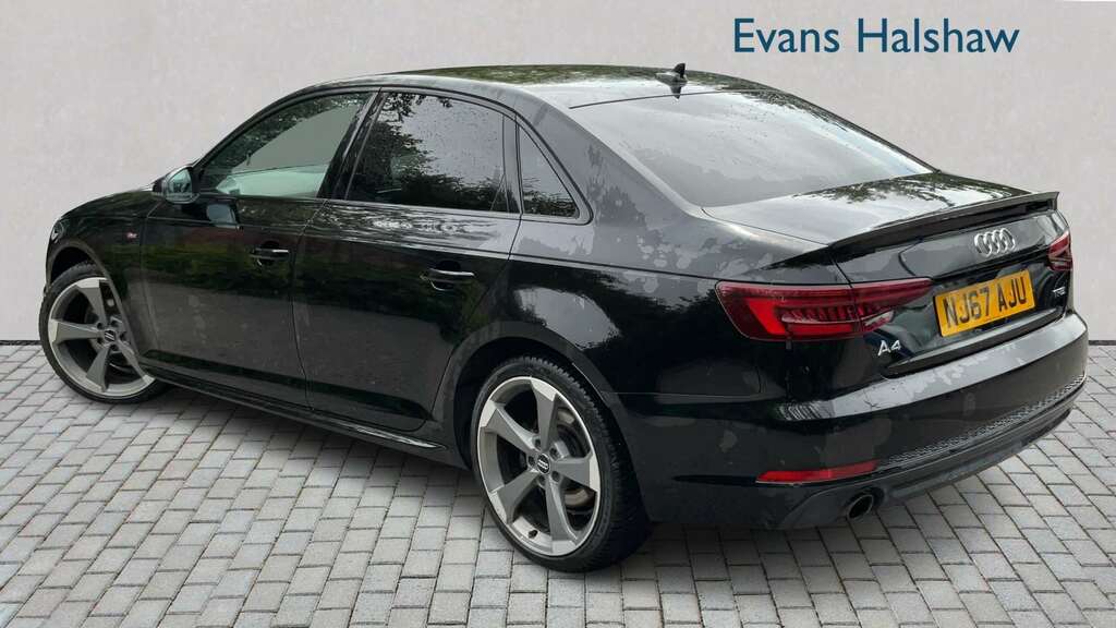 Audi A4 1.4T Fsi Black Edition 2017 Black #2