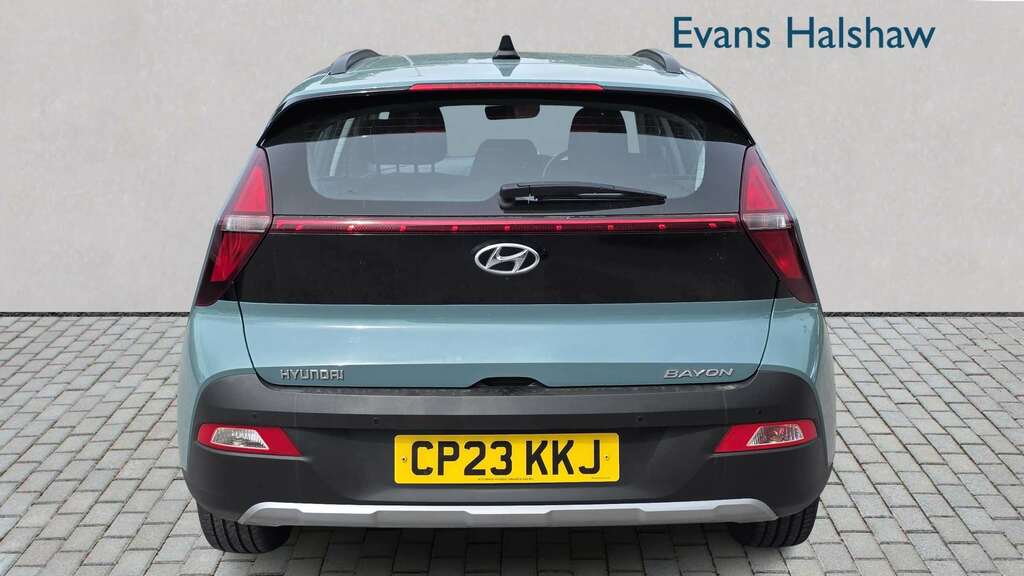 Hyundai Bayon 1.0 Tgdi 48V Mhev Se Connect Dct 2023 Green #3