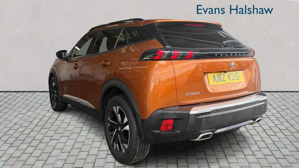 Peugeot 2008 1.2 Puretech 130 Allure Premium Eat8 2023 AMZ4351 Orange #4