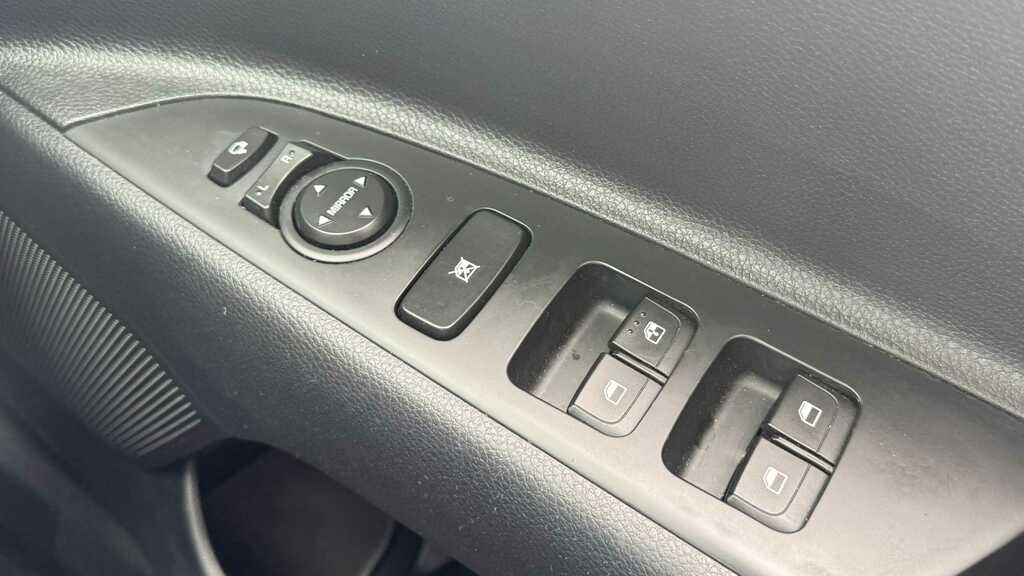 Kia Stonic 1.0 T-gdi 2 Suv Euro 6 Ss 99 Yellow #19
