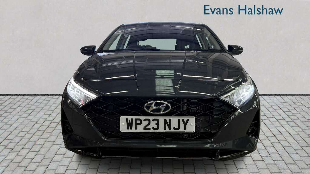 Hyundai I20 1.0T Gdi 48V Mhd Premium Dct 2023 Grey #2