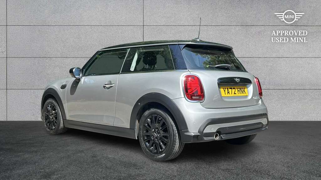 Mini Hatch 1.5 Cooper Classic 2023 YA72HNK Silver #3