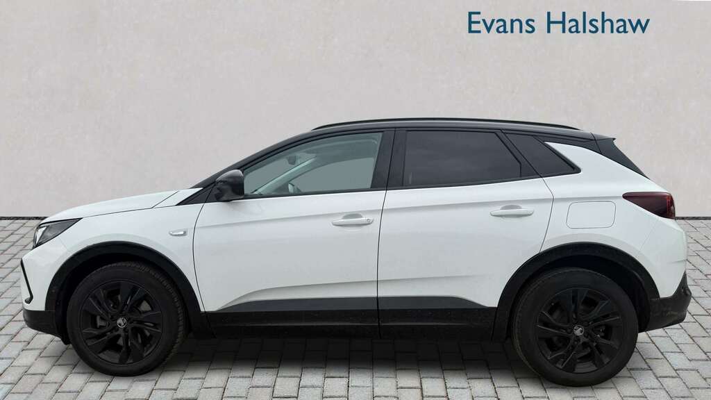 Vauxhall Grandland 1.6 Plug-in Hybrid Gs 2024 White #4