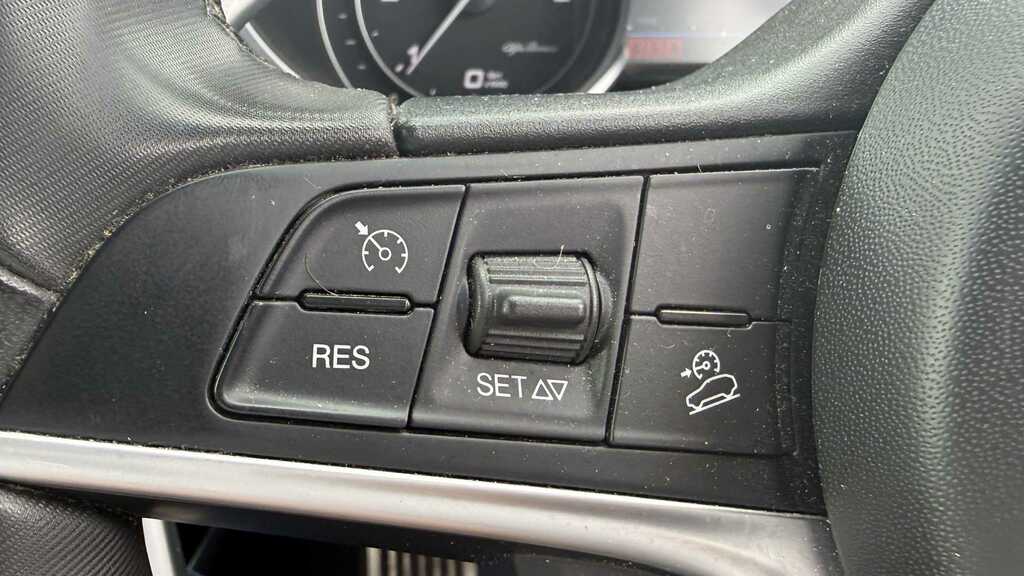 Alfa Romeo Stelvio Speciale 2.0 Turbo Startstop 280Ps White #15