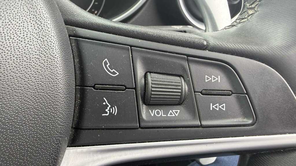 Alfa Romeo Stelvio Speciale 2.0 Turbo Startstop 280Ps White #16
