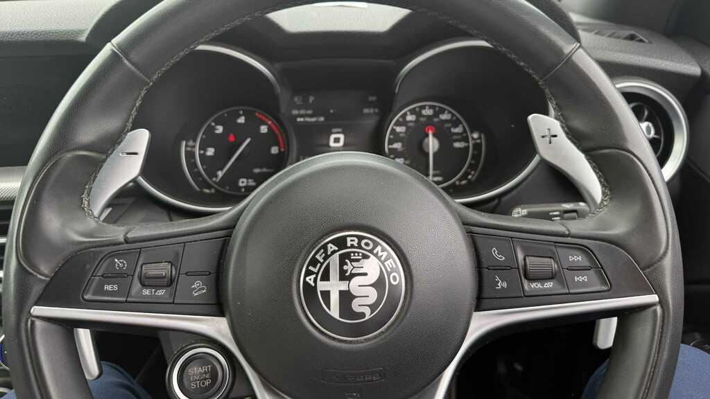 Alfa Romeo Stelvio Speciale 2.0 Turbo Startstop 280Ps White #14