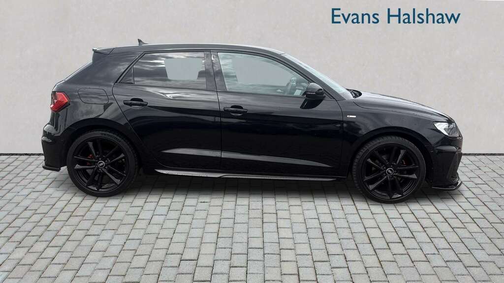 Audi A1 1.0 Tfsi 30 Sport Sportback Euro White #6