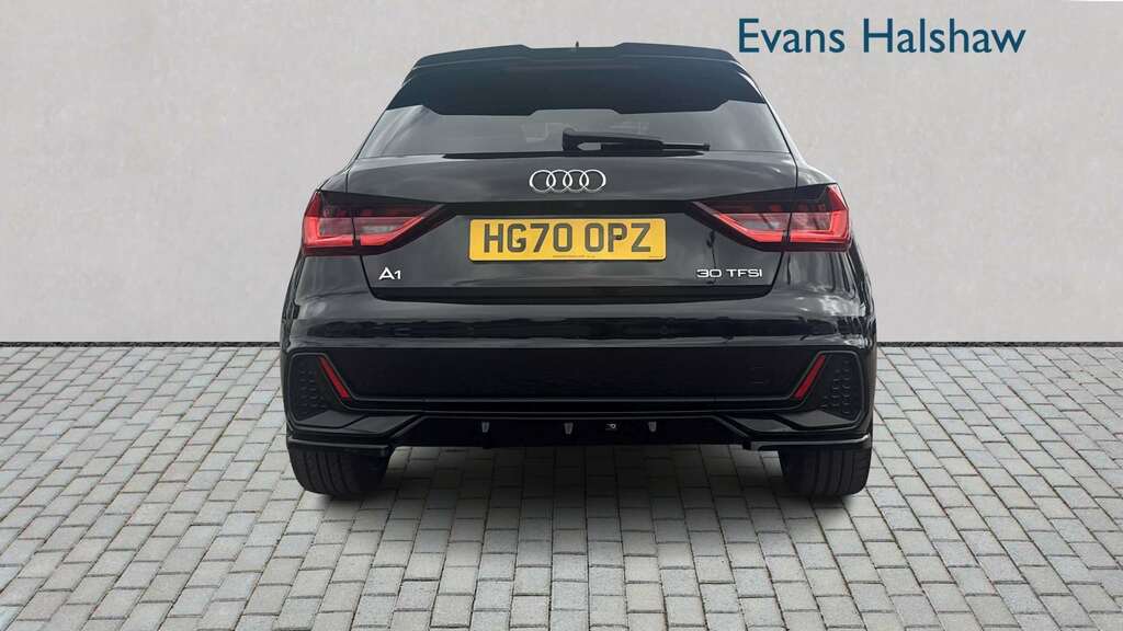 Audi A1 30 Tfsi 110 Vorsprung S Tronic 2021 HG70OPZ Black #4